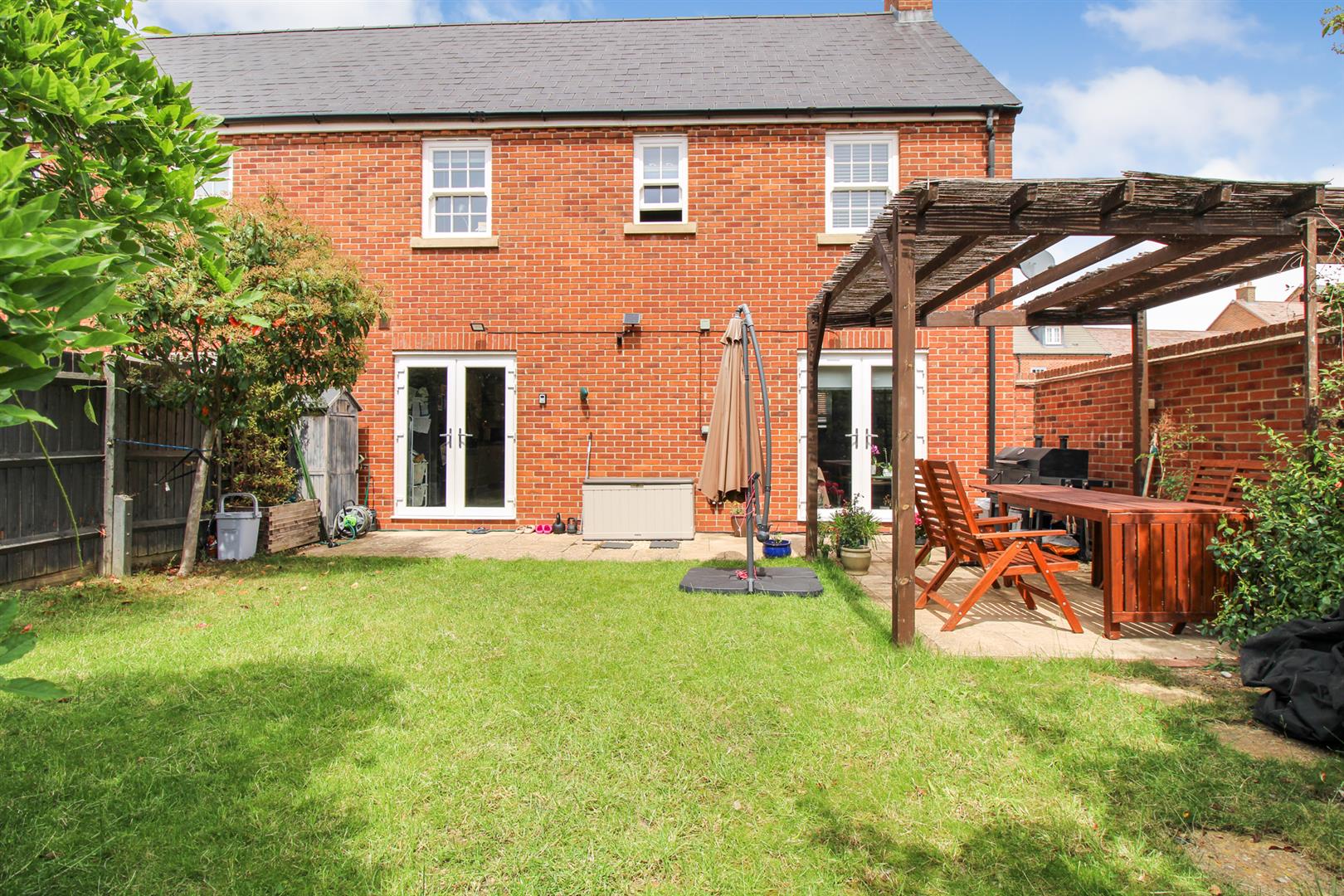 Greenkeepers Road, Great Denham, Bedford